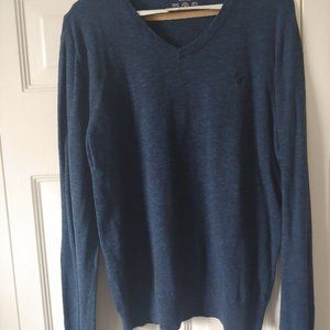 American Eagle V-Neck design Dark Blue light Sweater Size Medium